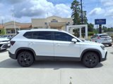New 2025 Volkswagen Taos SE image 4