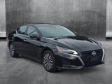 Used 2024 Nissan Altima 2.5 SV image 3