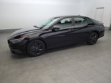 Used 2022 Hyundai Elantra SEL w/ Convenience Package image 2