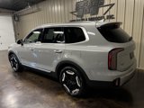 Used 2023 Kia Telluride EX X-Line image 5