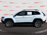 Used 2022 Jeep Cherokee Trailhawk image 2