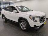 Used 2022 GMC Terrain SLT w/ Infotainment Package II image 3
