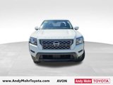 Used 2024 Nissan Frontier SV image 2