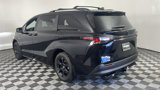 Used 2025 Toyota Sienna XLE Woodland Edition image 5