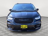New 2025 Chrysler Pacifica Limited image 3