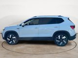 Certified 2024 Volkswagen Taos SEL image 5