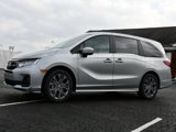 New 2025 Honda Odyssey Touring image 4