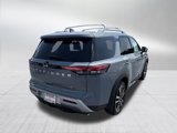 New 2025 Nissan Pathfinder Platinum image 6
