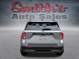 Used 2021 Ford Explorer XLT w/ Equipment Group 202A image 5
