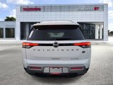 New 2025 Nissan Pathfinder Platinum image 4