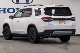 New 2025 Honda Pilot Touring image 5