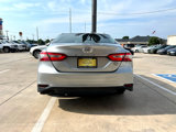 Used 2018 Toyota Camry LE image 6