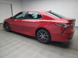 Used 2021 Toyota Camry SE image 3
