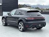 Used 2025 Porsche Macan image 3