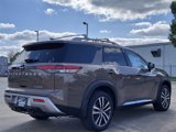 New 2025 Nissan Pathfinder Platinum image 5