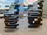 Used 2023 Chevrolet Suburban LT image 5