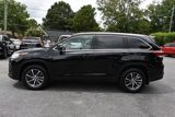 Used 2019 Toyota Highlander XLE image 4