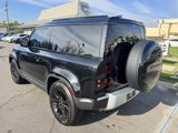 Used 2023 Land Rover Defender 90 SE image 3