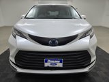 Used 2023 Toyota Sienna XLE image 2
