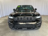 Used 2024 Jeep Grand Cherokee Limited w/ Luxury Tech Group II image 2