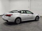 Used 2023 Nissan Altima 2.5 SV image 3