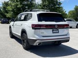 New 2025 Volkswagen Atlas Peak Edition SE image 5
