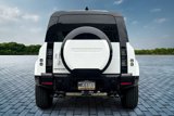 Used 2025 Land Rover Defender 110 V8 image 4