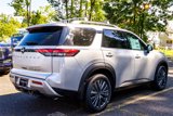 New 2025 Nissan Pathfinder SL w/ SL Premium Package image 5