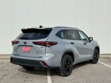 New 2025 Toyota Highlander XLE image 5