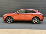 Certified 2022 Porsche Macan image 2