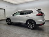 Used 2020 Nissan Rogue SL image 3
