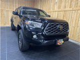 Used 2021 Toyota Tacoma TRD Off-Road image 3