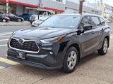 Certified 2023 Toyota Highlander L image 3