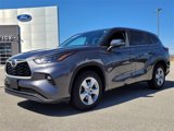 Used 2023 Toyota Highlander L image 2