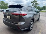 Used 2022 Toyota Highlander XLE image 4