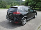 Used 2018 Nissan Rogue SV image 4