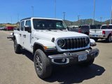 Used 2024 Jeep Gladiator Sport image 4