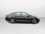 Used 2025 Volkswagen Jetta Sport image 2