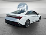 Used 2024 Hyundai Elantra SEL image 3