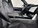 New 2025 Land Rover Range Rover Long Wheelbase SE image 3