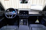 New 2025 Volkswagen Atlas SEL image 2