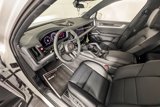 Certified 2025 Porsche Cayenne image 3