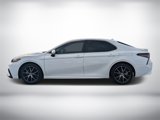 Used 2024 Toyota Camry SE image 6
