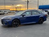 Used 2025 Toyota Camry SE image 3