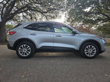 Used 2021 Ford Escape SE image 3