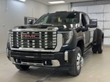 New 2025 GMC Sierra 3500 Denali w/ Denali Reserve Package image 3