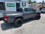 Used 2016 Toyota Tacoma TRD Off-Road image 3