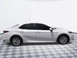 Used 2019 Toyota Camry LE image 5