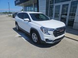 Used 2024 GMC Terrain SLE image 2