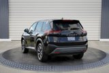 Used 2023 Nissan Rogue SV image 5
